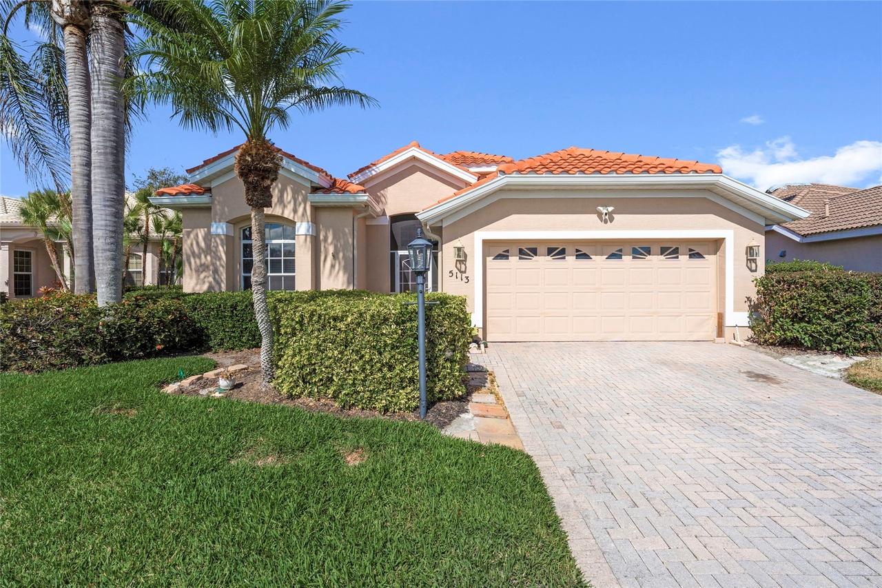5113 Flagstone Dr., Sarasota, FL 34238