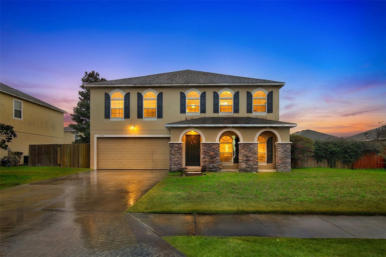 24301 SW 6th Pl., Newberry, FL 32669