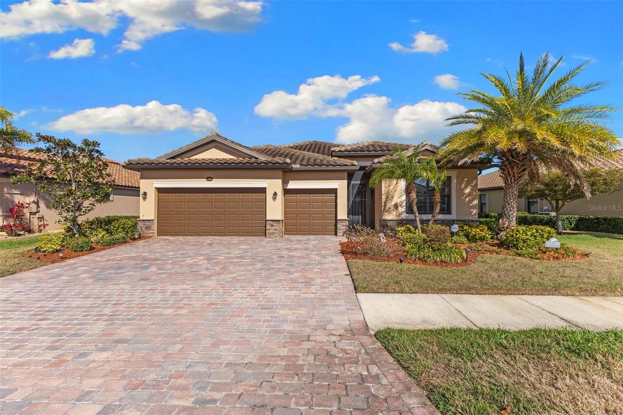 13238 Famiglia Dr., Venice, FL 34293