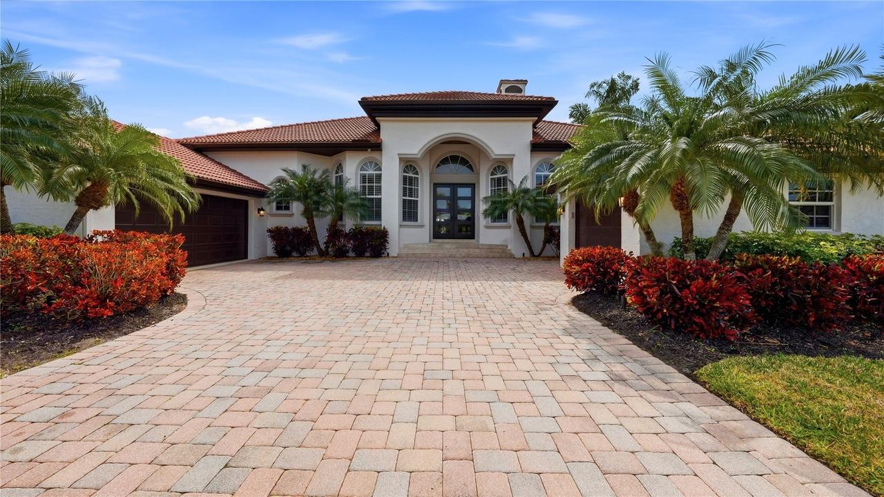 7637 Cove Ter., Sarasota, FL 34231