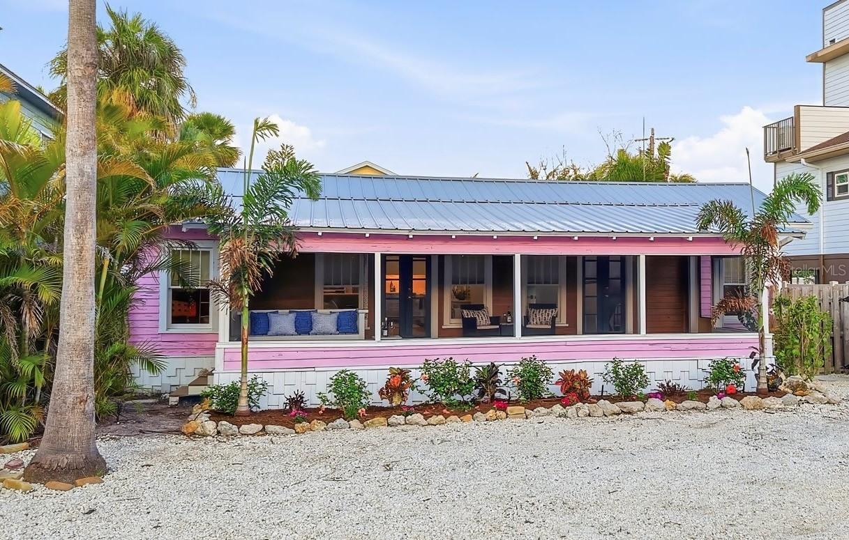 2913 Gulf Dr., Holmes Beach, FL 34217