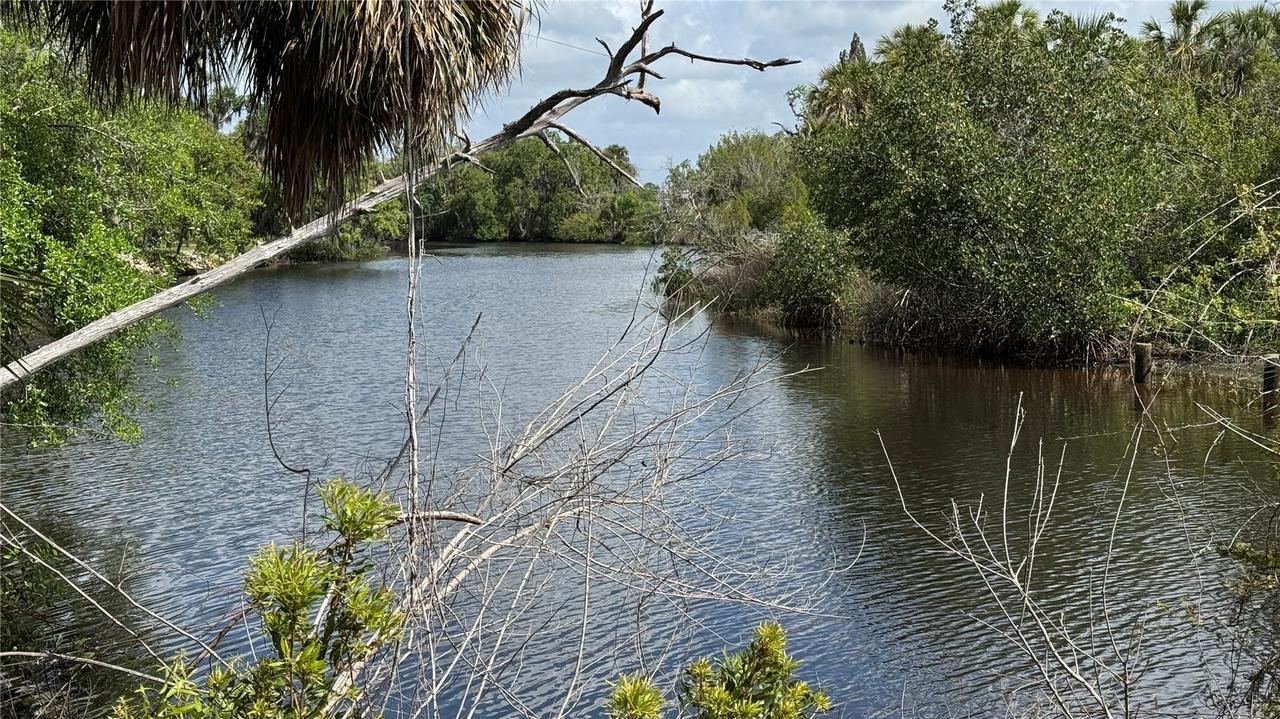 12807 Upper Manatee River Rd, Bradenton, FL 34212
