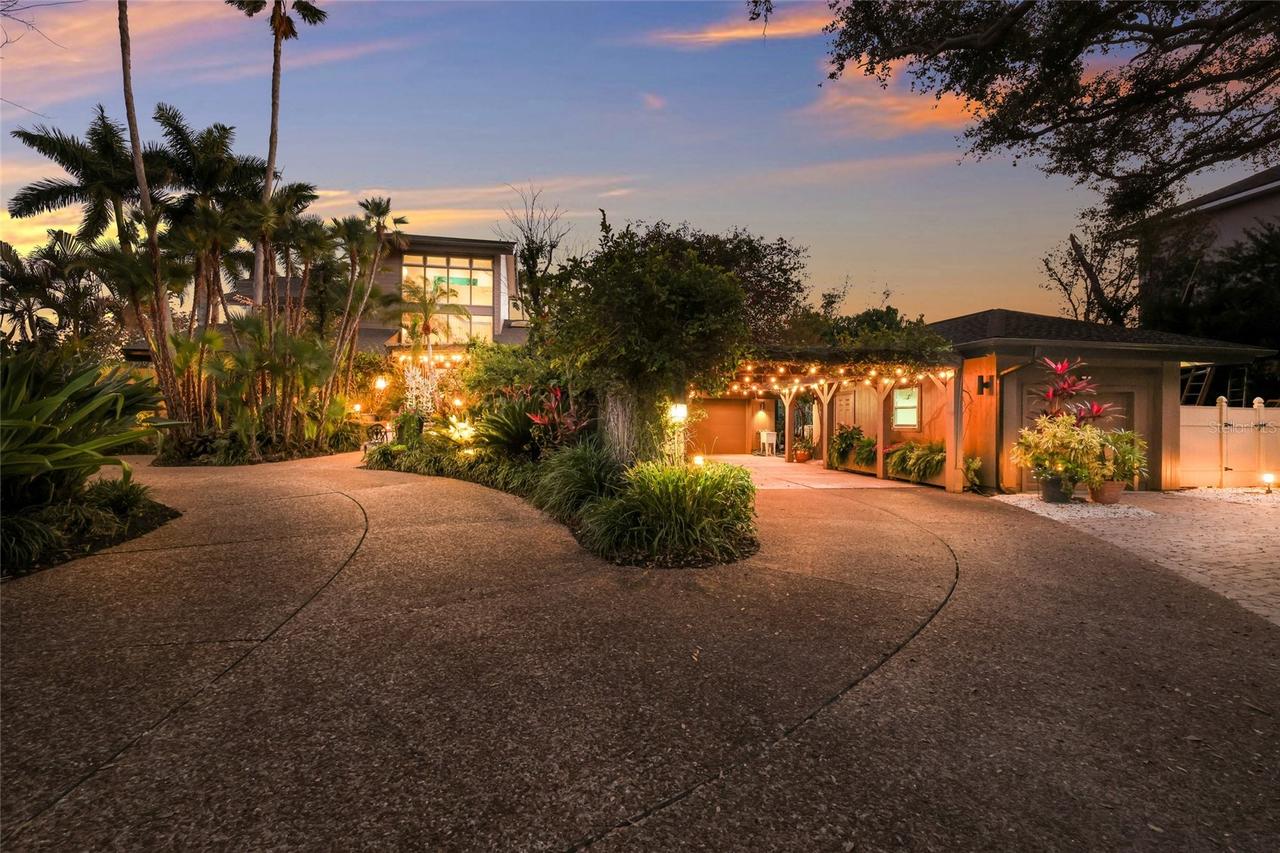 608 87th Street Ct., Bradenton, FL 34209