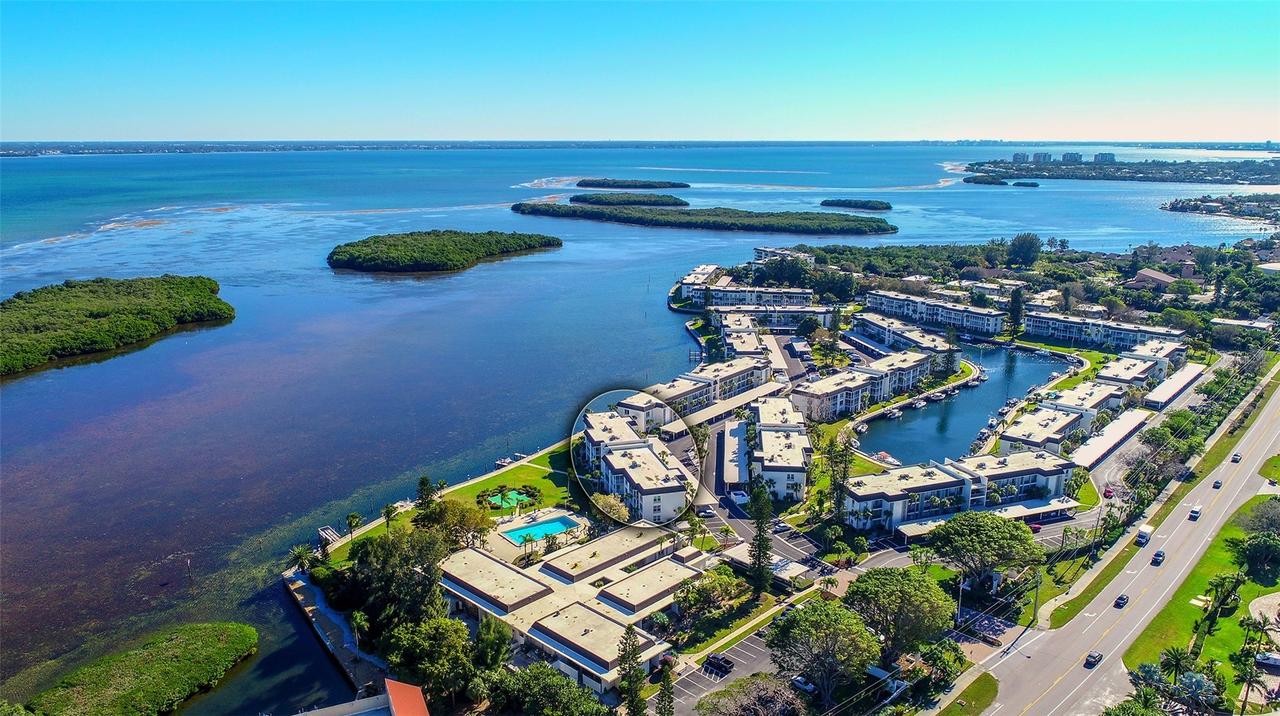 4440 Exeter Dr. #301, Longboat Key, FL 34228