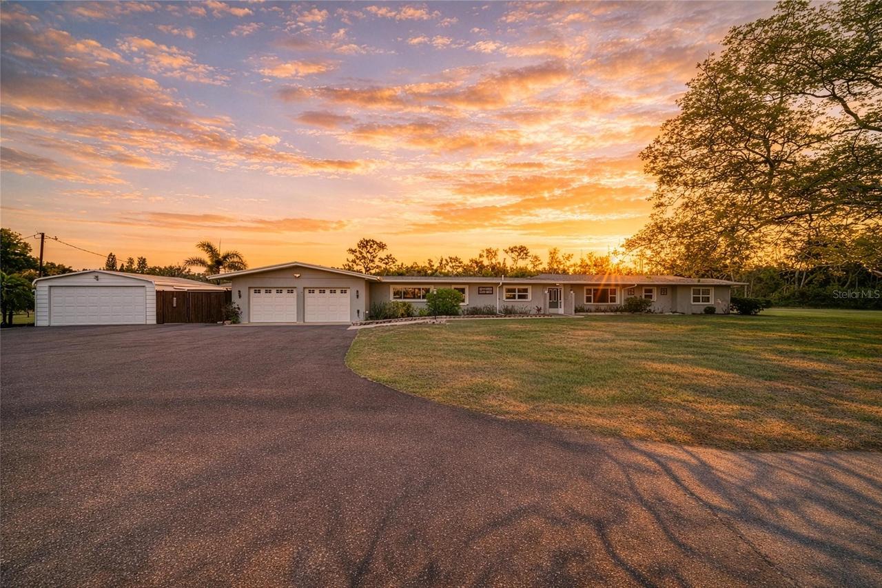 5310 N Tuttle Ave., Sarasota, FL 34234