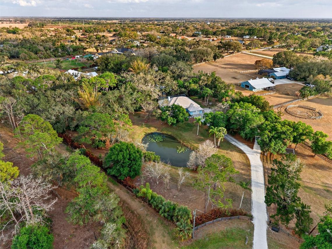 7088 Saddle Creek Ln., Sarasota, FL 34241