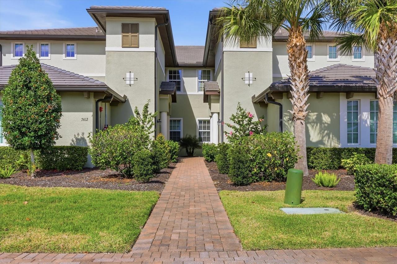 7412 Divot Loop, Bradenton, FL 34202