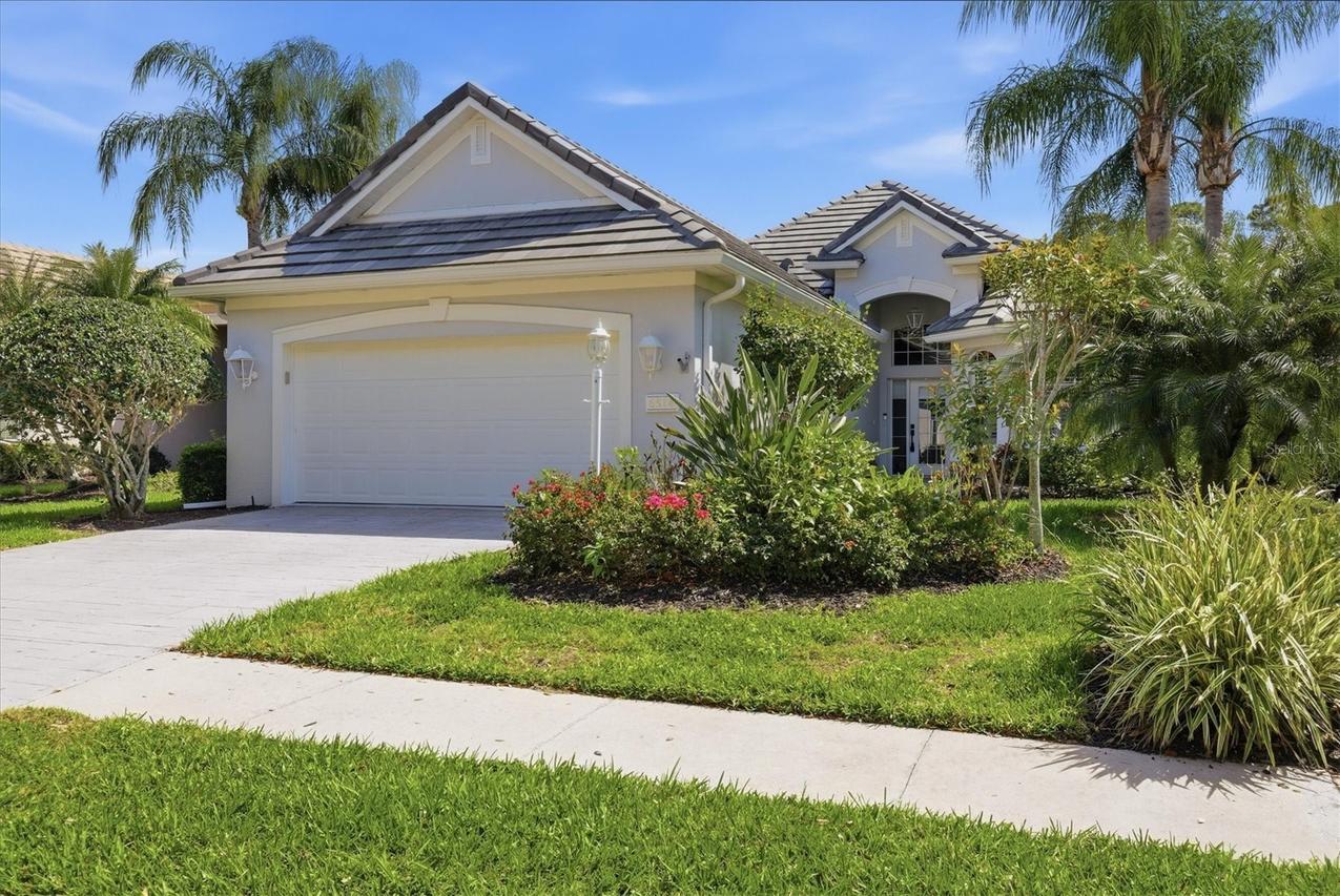 6514 Oakland Hills Dr., Lakewood Ranch, FL 34202