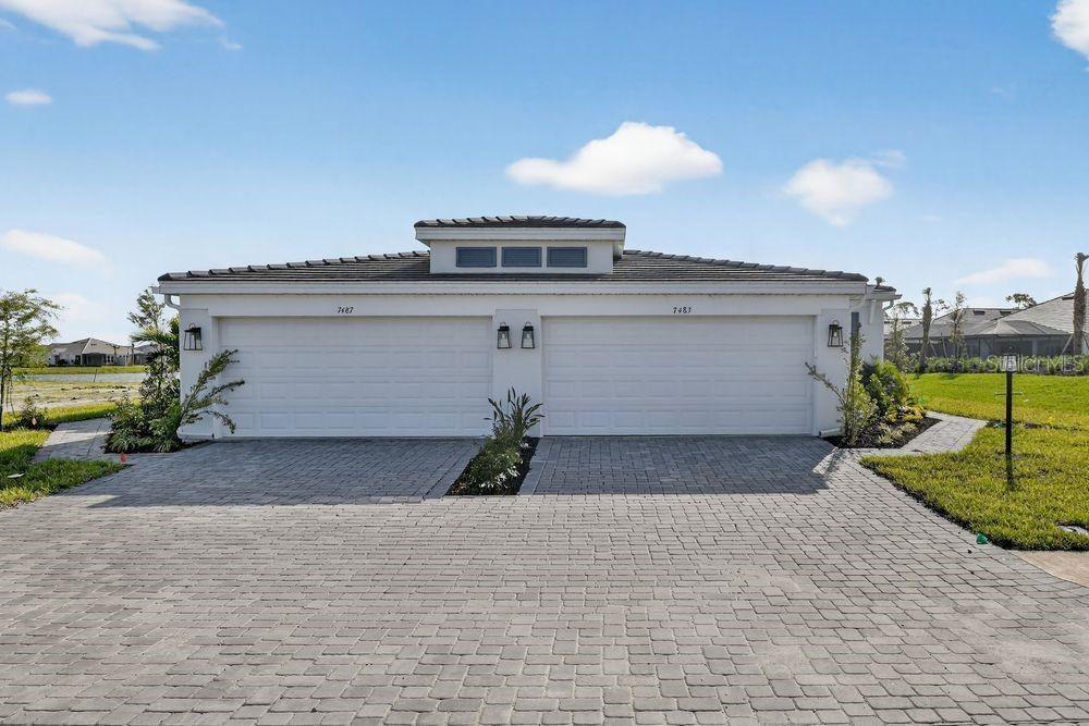 7487 Moonbeam Ave., Sarasota, FL 34241