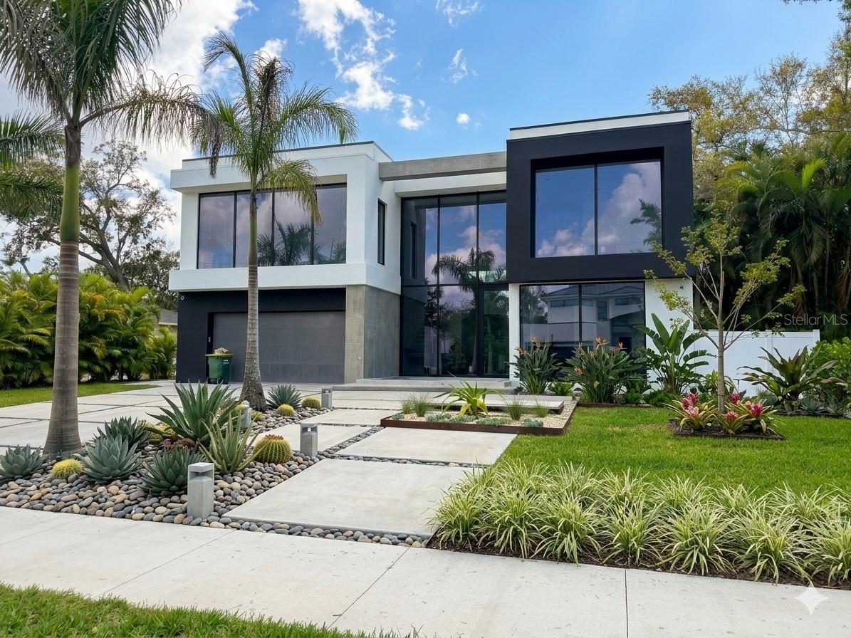 1640 Waldemere St., Sarasota, FL 34239