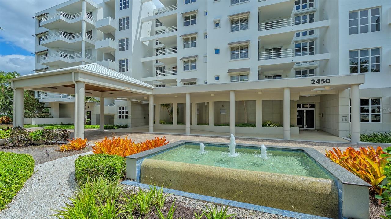 2450 Harbourside Dr. #212, Longboat Key, FL 34228