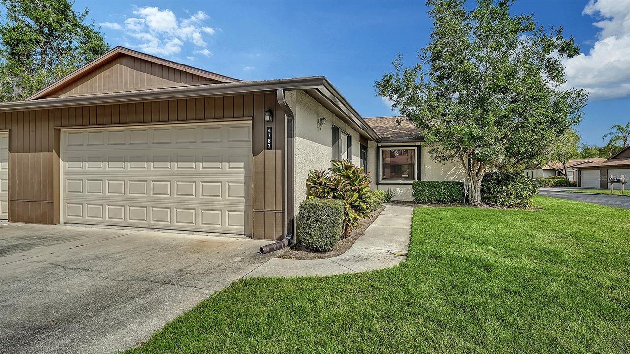 4767 Oak Hill Ct. #48, Sarasota, FL 34232