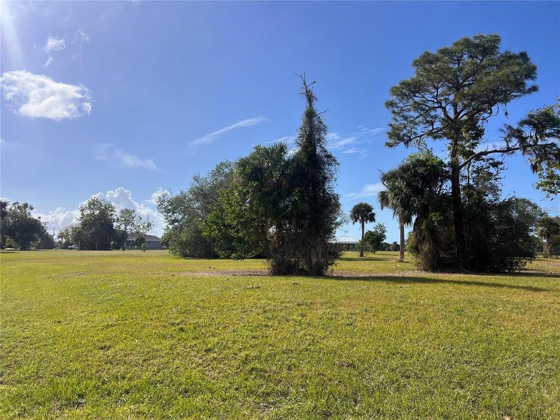 16810 Acapulco Rd., Punta Gorda, FL 33955