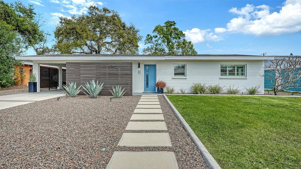 2323 Grove St., Sarasota, FL 34239