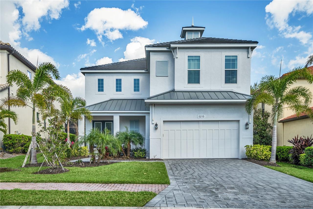 5215 Title Row Dr., Bradenton, FL 34210