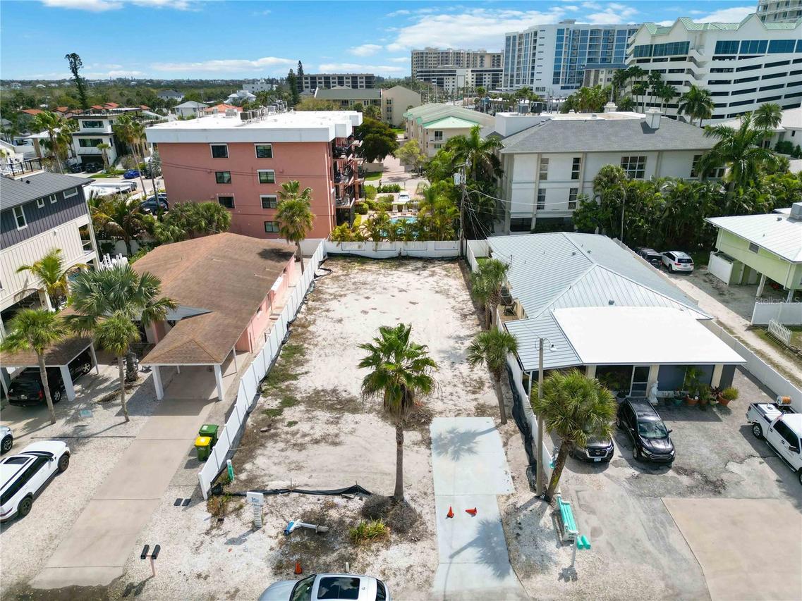 132 Grant Dr., Sarasota, FL 34236