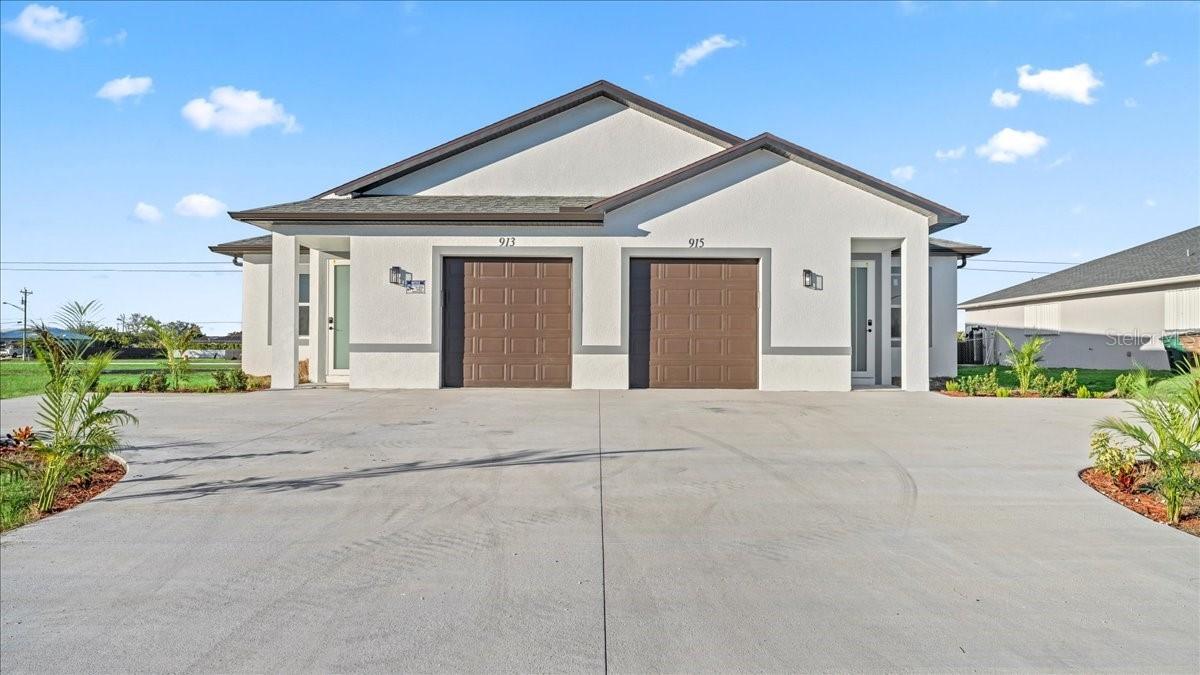 913/915 NE 15th Ln., Cape Coral, FL 33909