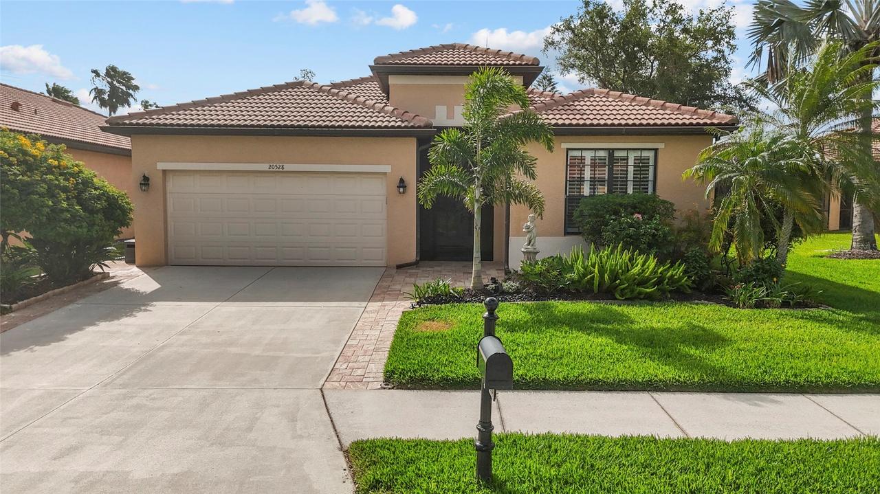 20528 Pezzana Dr., Venice, FL 34292