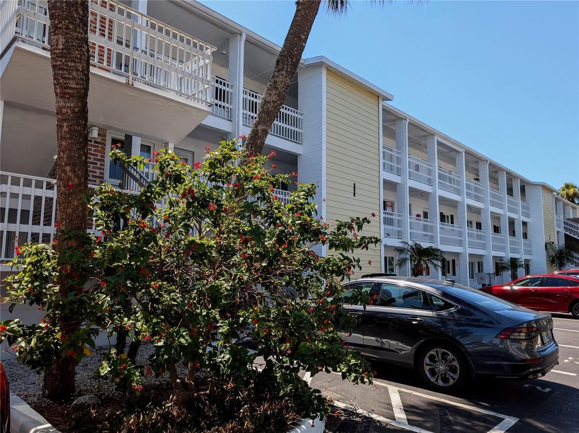 5929 Easy St. #I-23, Bradenton, FL 34207