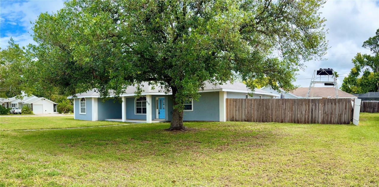 515 75th St., Bradenton, FL 34209