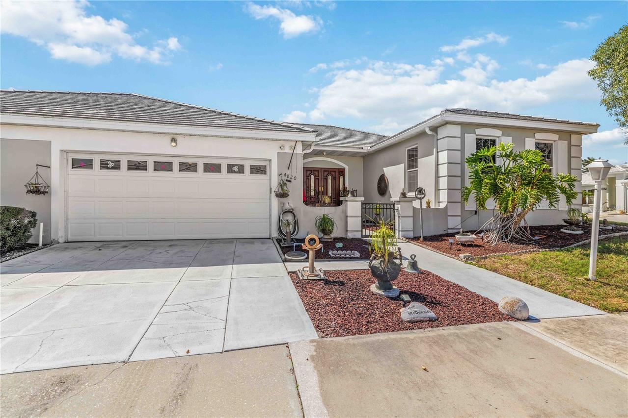 4820 61st Avenue Dr., Bradenton, FL 34210