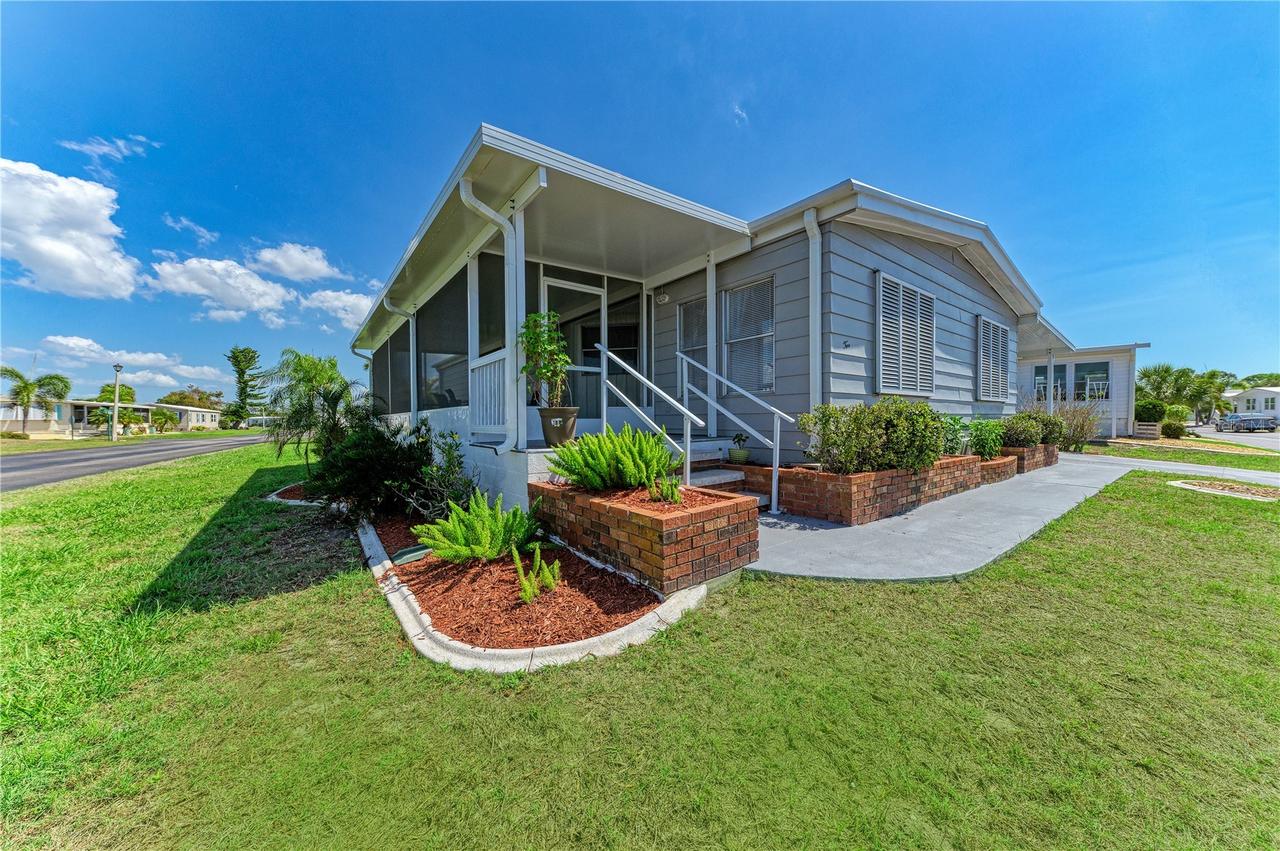 2 S Flora Vista St., Englewood, FL 34223