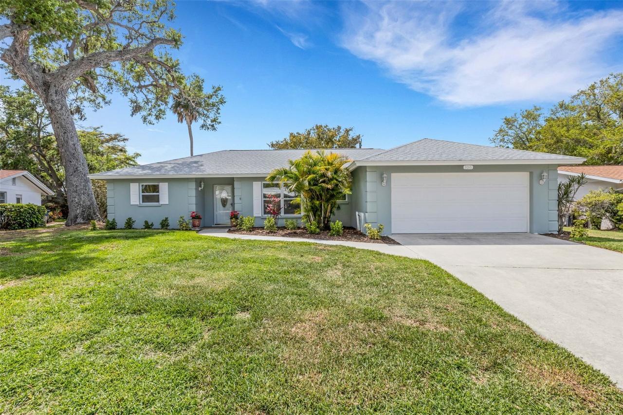 3016 Chase Cir., Sarasota, FL 34231