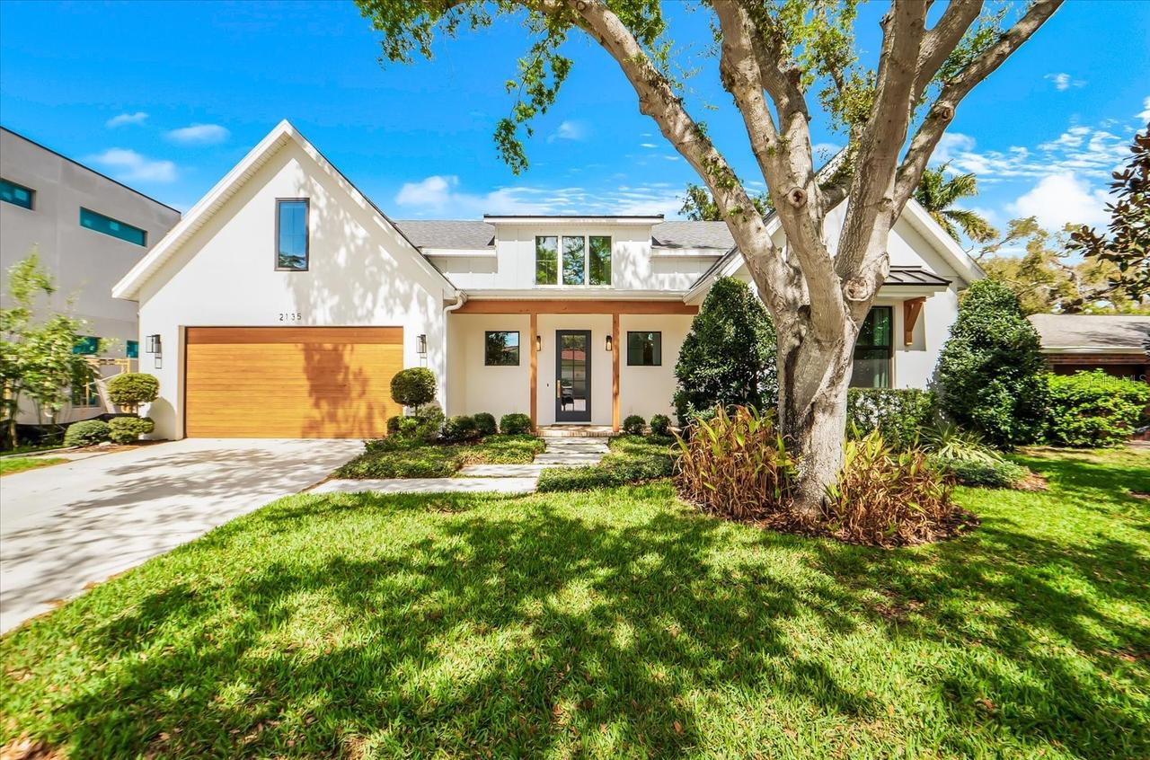 2135 Datura St., Sarasota, FL 34239