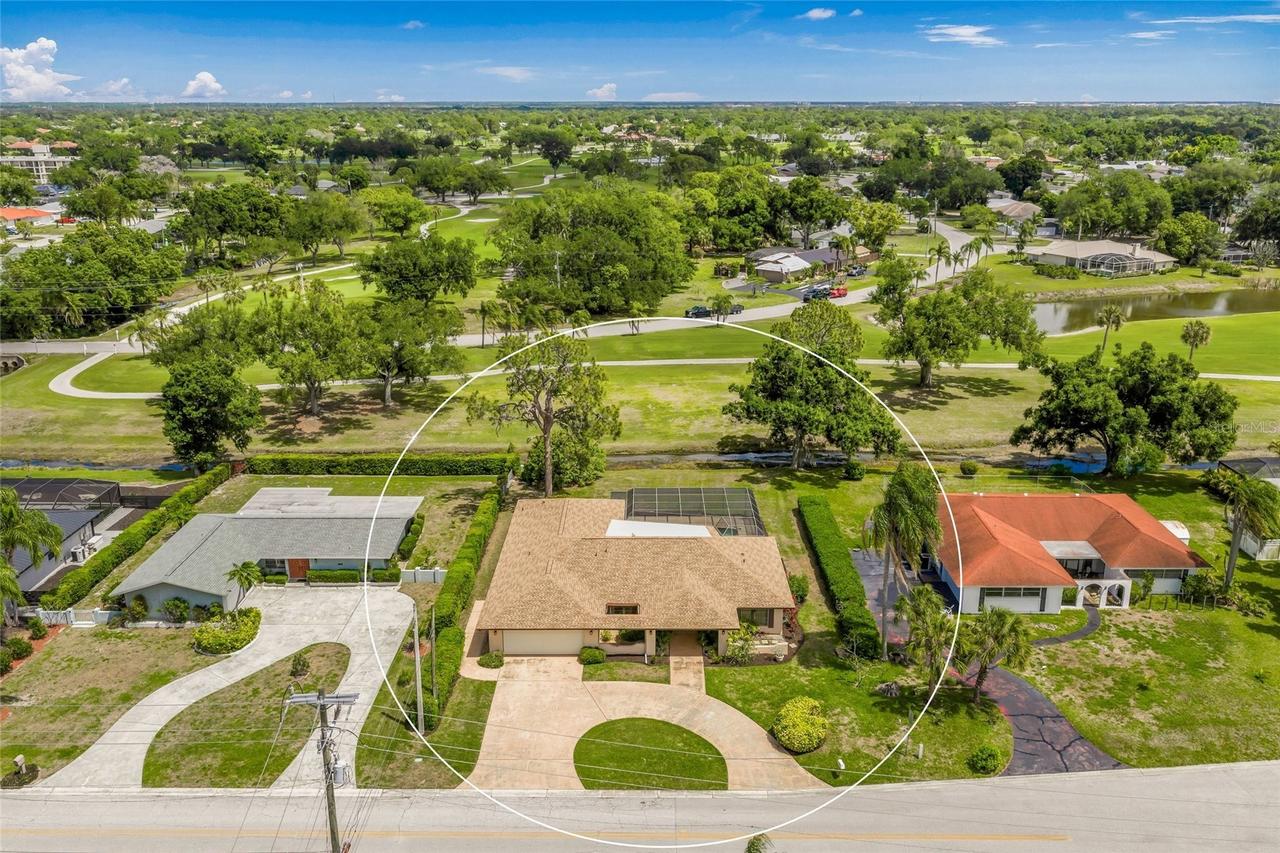 4806 W Country Club Dr., Sarasota, FL 34243