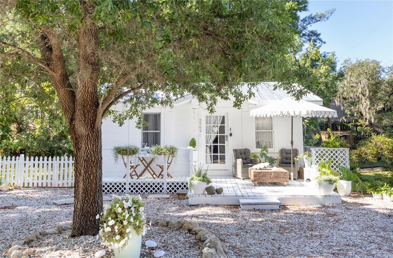 2562 Ashton Rd., Sarasota, FL 34231