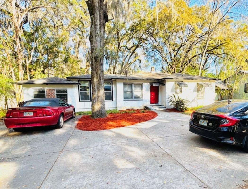 203 NW 25th St., Gainesville, FL 32607