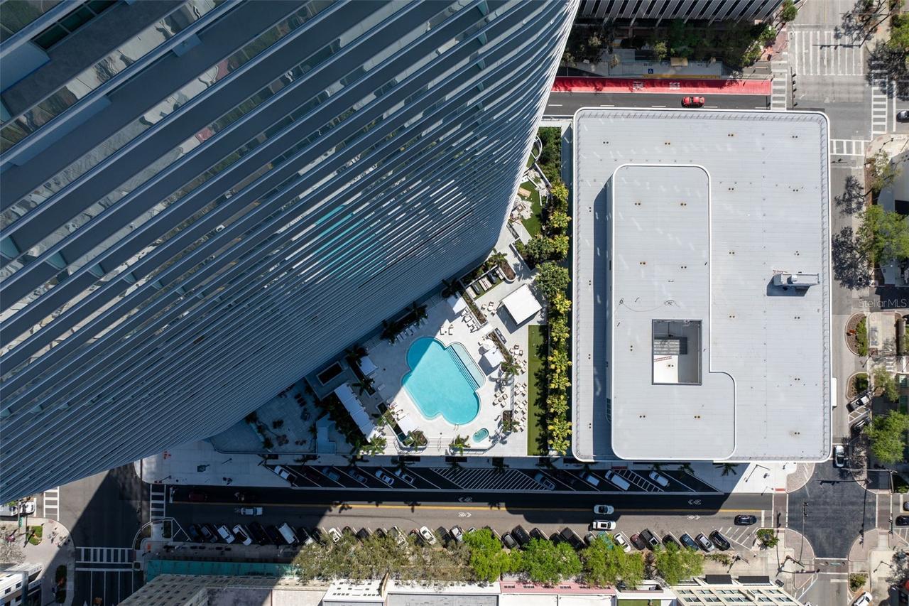 400 Central Ave. #1405, St Petersburg, FL 33701