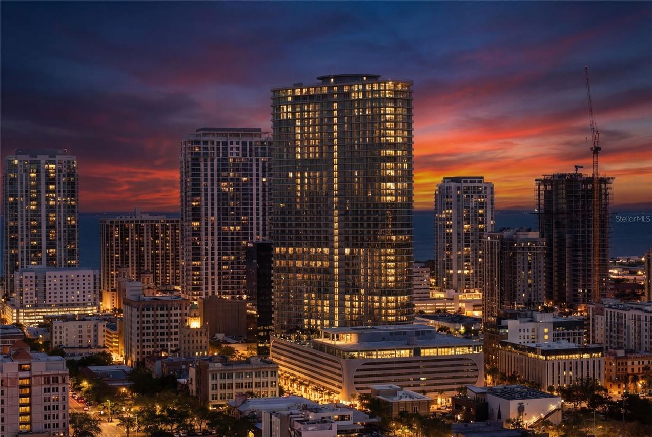 400 Central Ave. #2307, St Petersburg, FL 33701