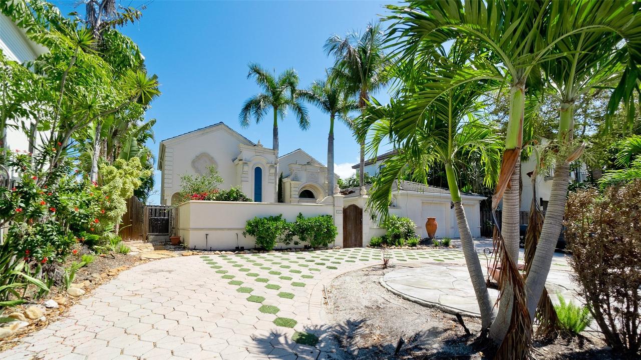 8213 Midnight Pass Rd., Sarasota, FL 34242