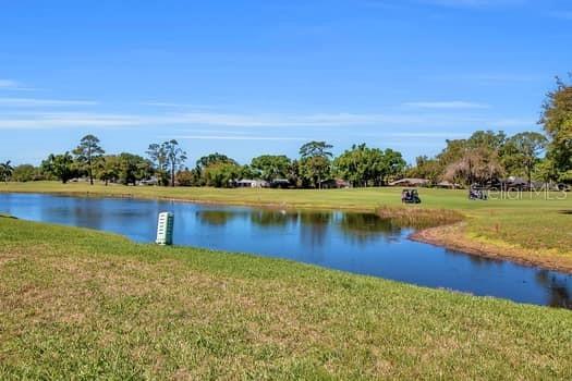 5519 Palm Aire Dr., Sarasota, FL 34243