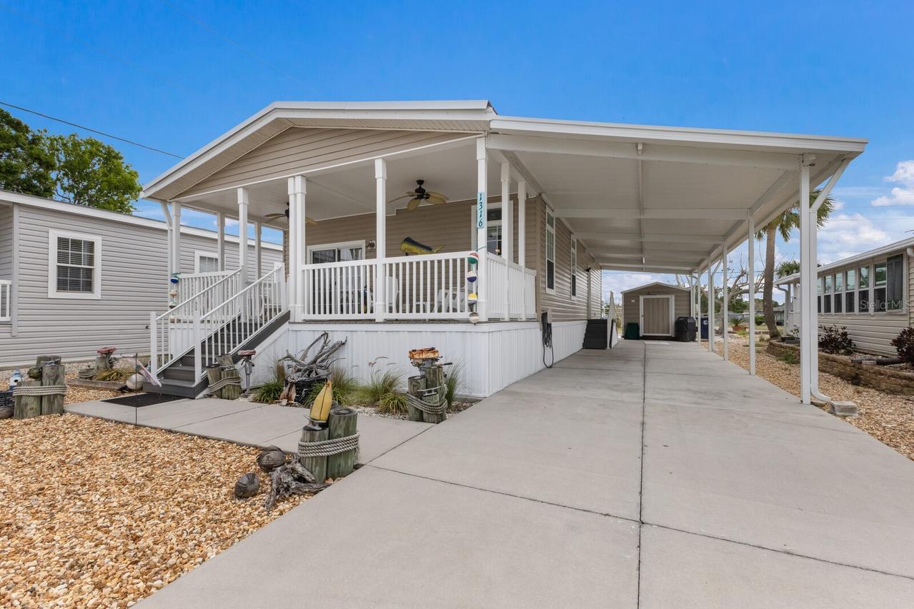 1316 28th Avenue Dr., Palmetto, FL 34221