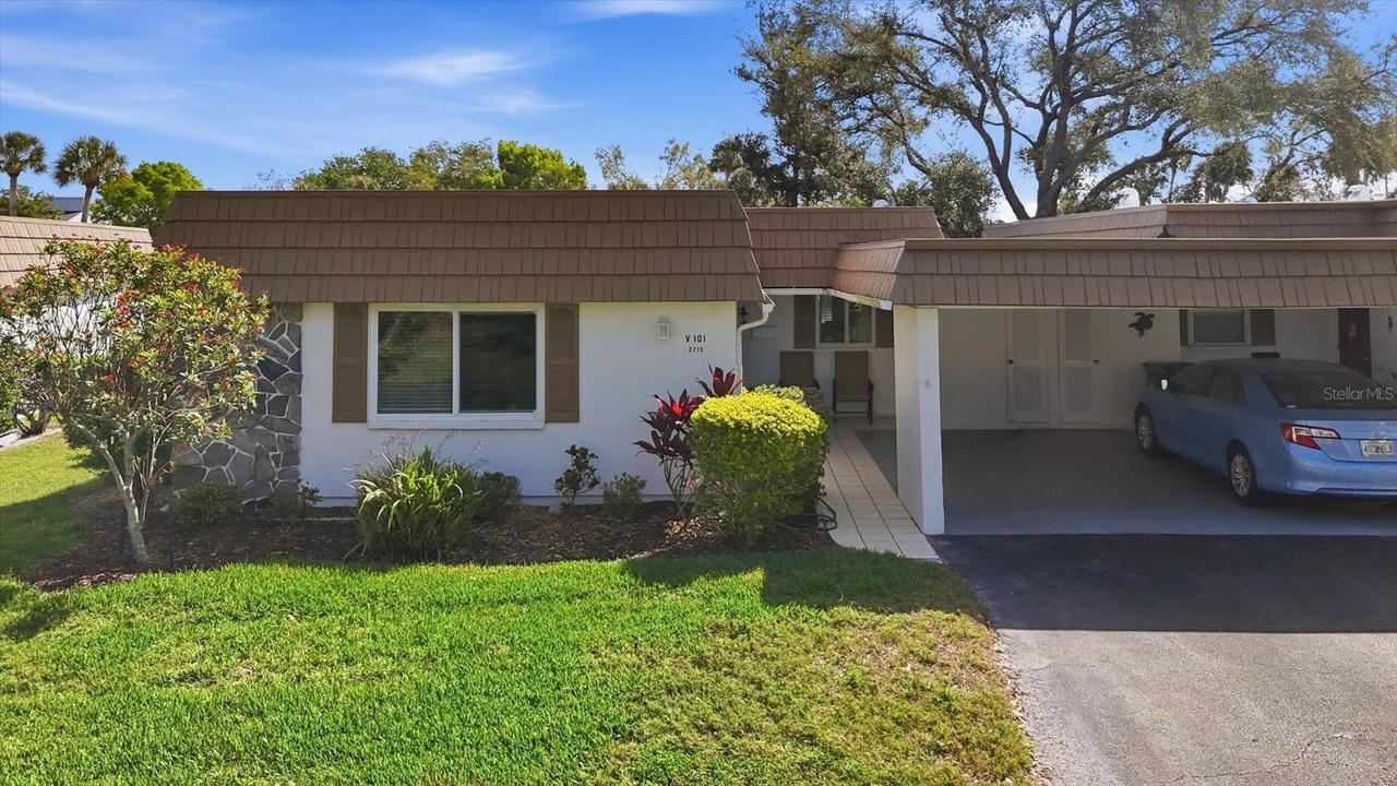 2713 Riverbluff Ct. #V101, Sarasota, FL 34231