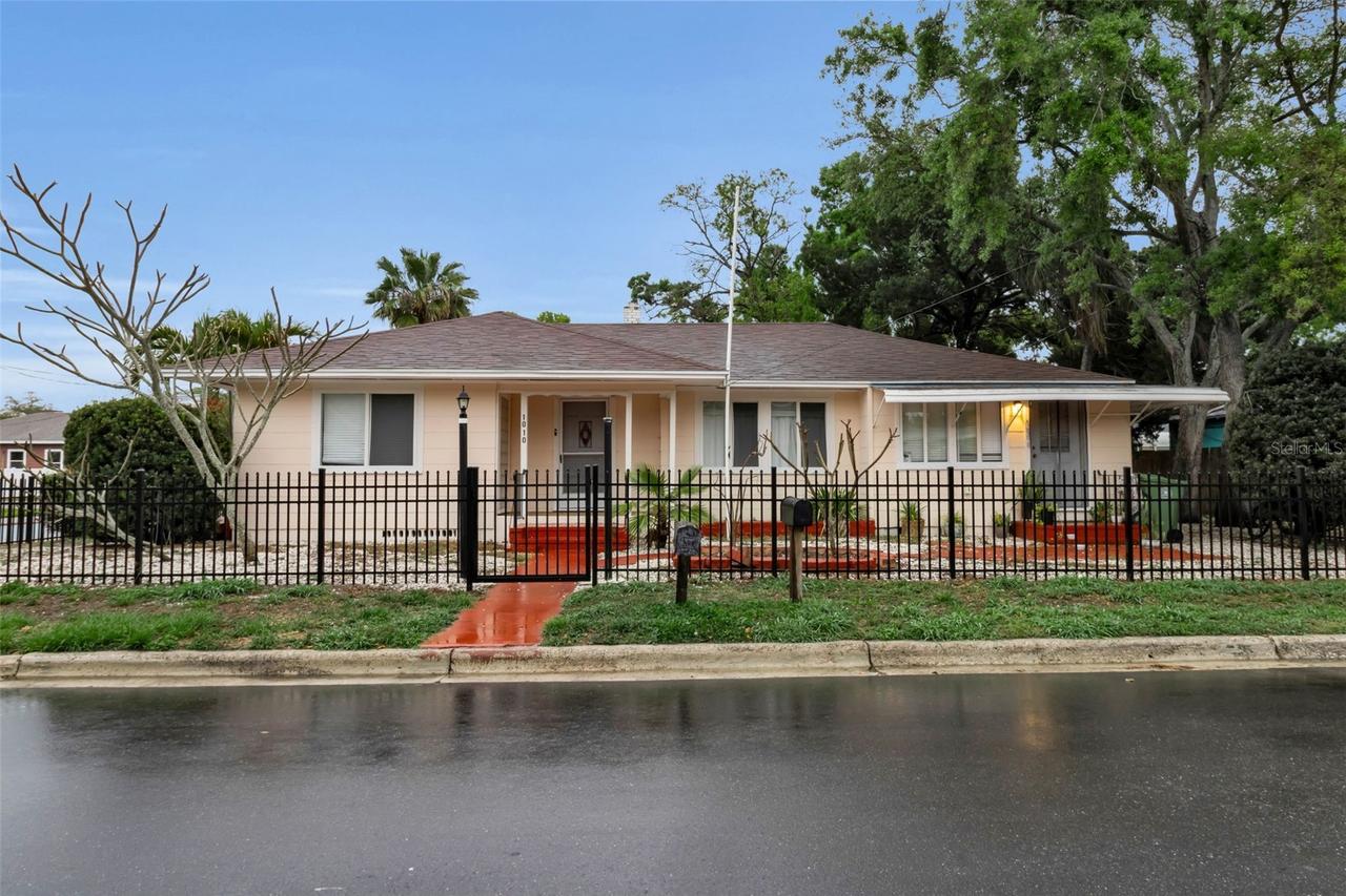 1008 16th Ave., Bradenton, FL 34205