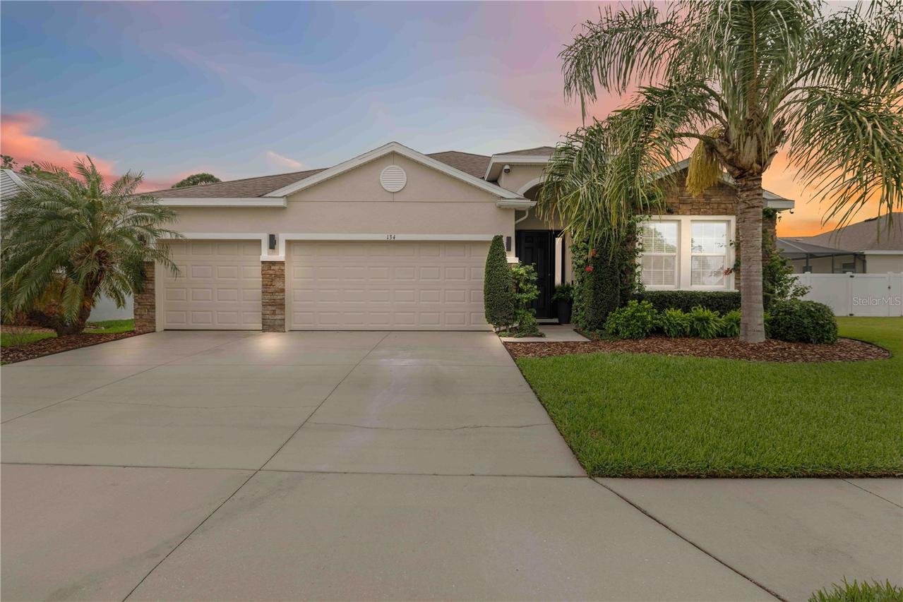 134 Brilliant Bloom Ct., Bradenton, FL 34212