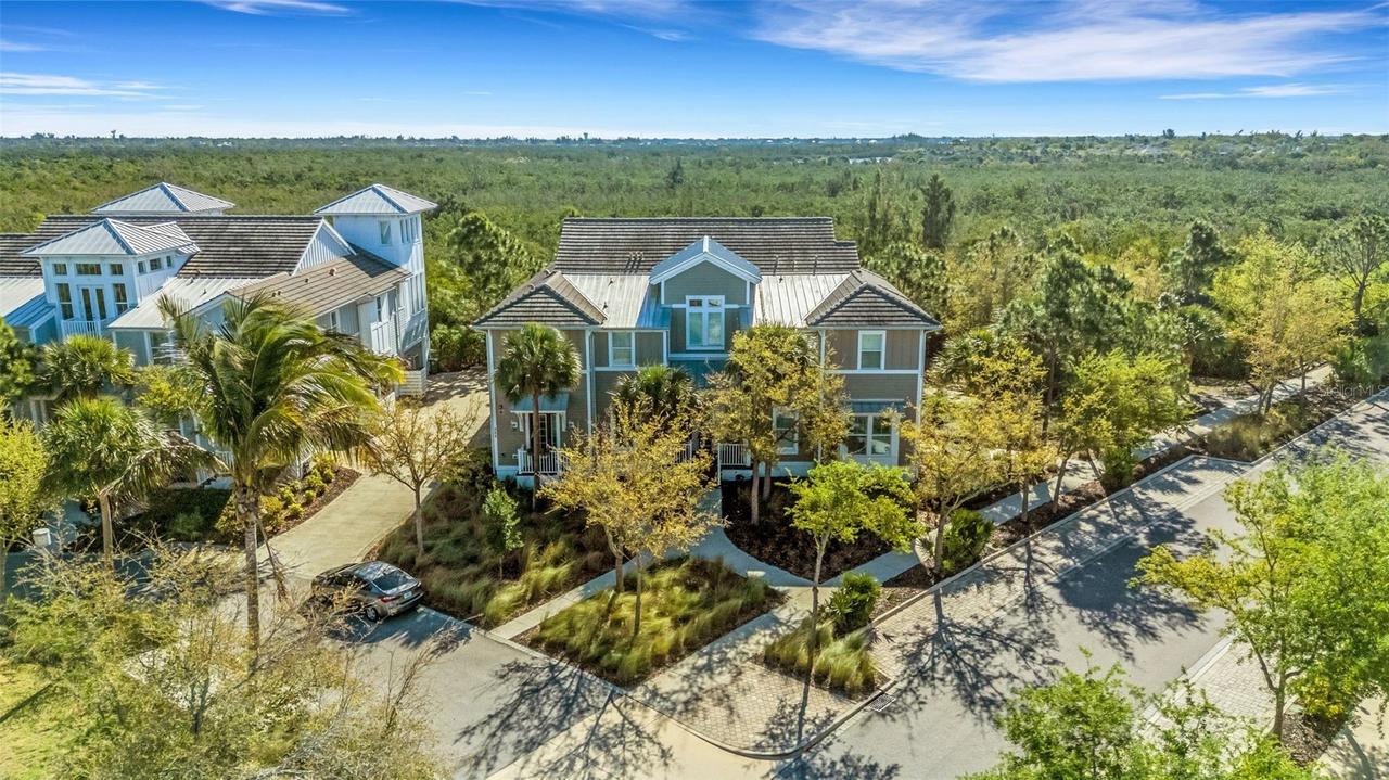 289 Sapphire Lake Dr. #202, Bradenton, FL 34209