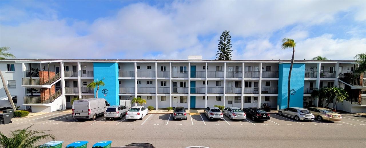 2309 Canal Dr. #F4, Bradenton, FL 34207