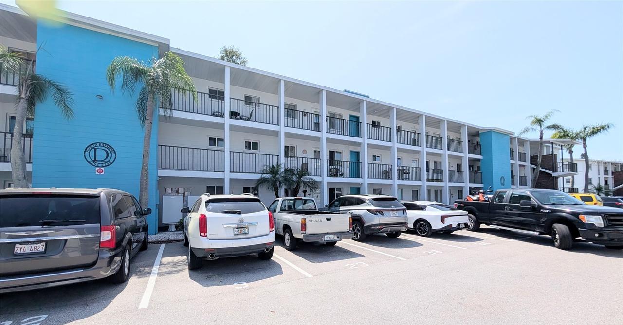 2238 Canal Dr. #D34, Bradenton, FL 34207