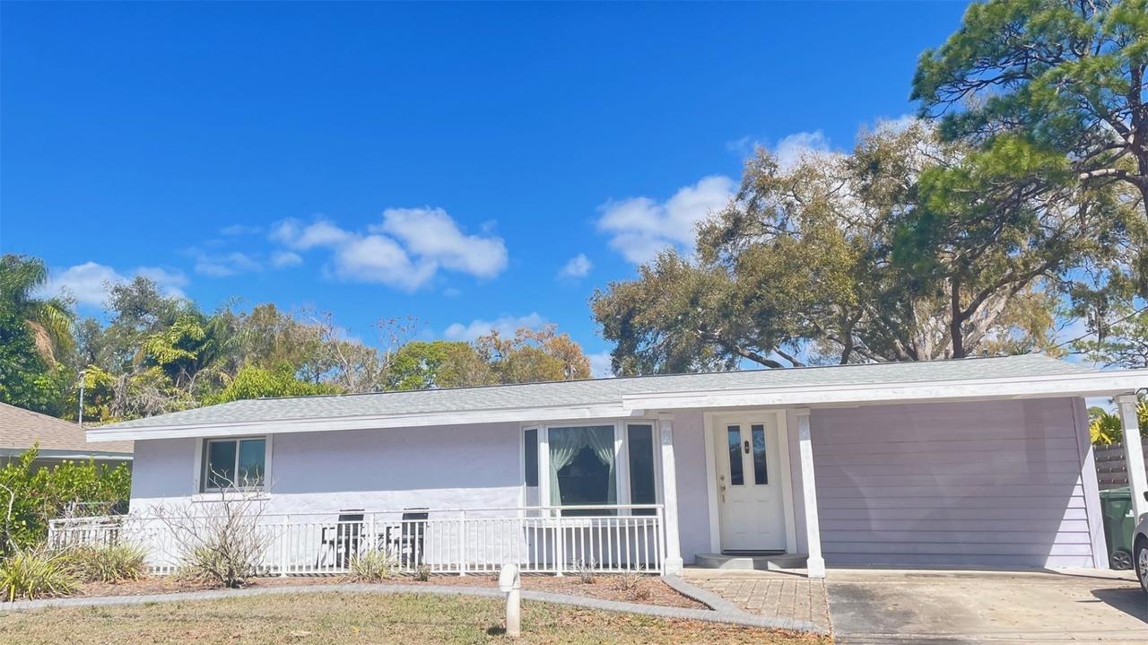 2233 Alice Rd., Sarasota, FL 34231