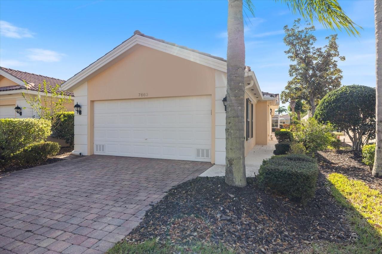 7663 Pesaro Dr., Sarasota, FL 34238