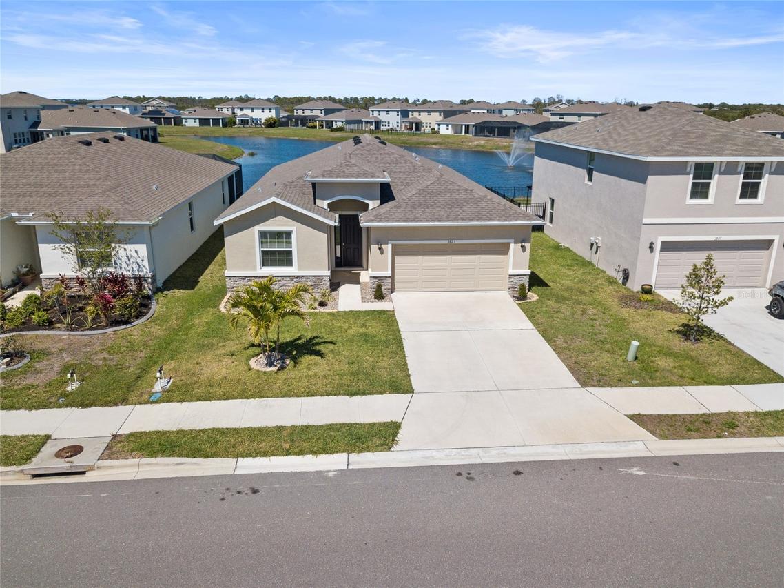 3823 Turning Tides Ter., Bradenton, FL 34208