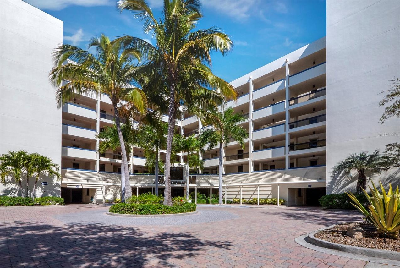 2020 Harbourside Dr. #417, Longboat Key, FL 34228
