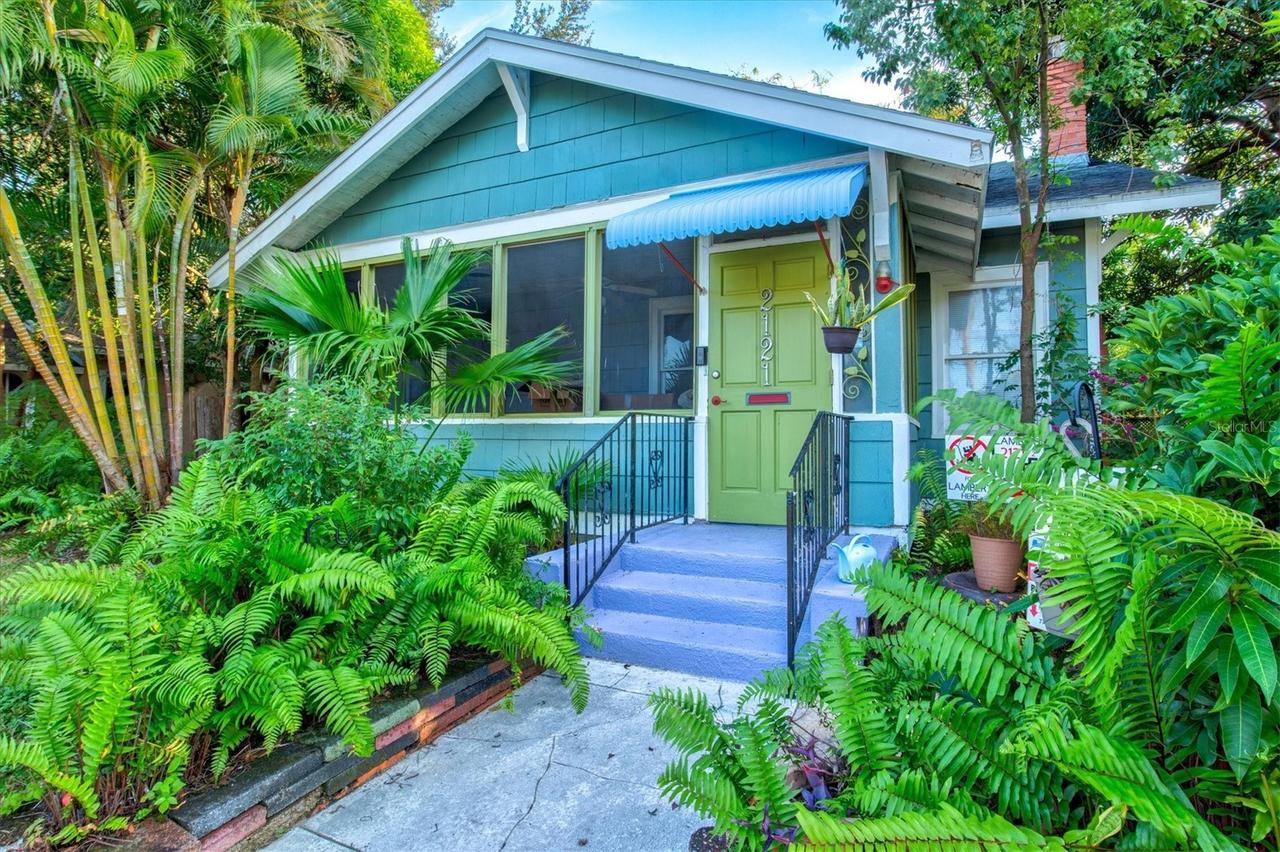 2121 7th Ave., Bradenton, FL 34205