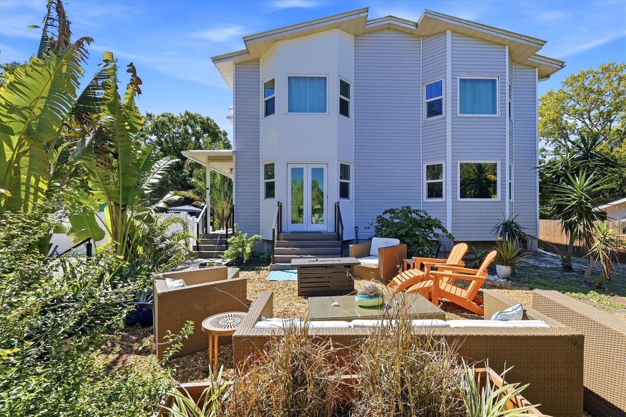 2538 Trinidad St., Sarasota, FL 34231