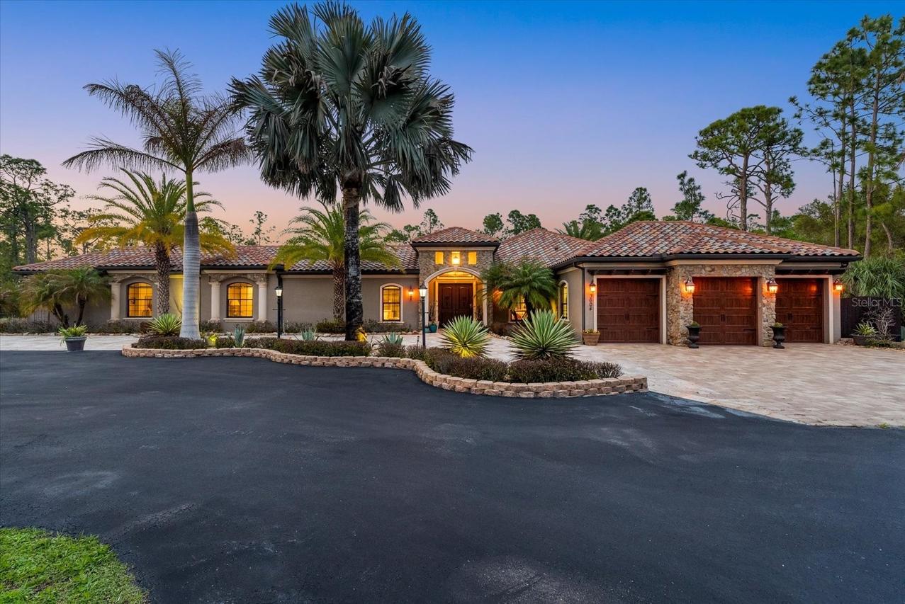 3604 Tropicaire Blvd., North Port, FL 34286