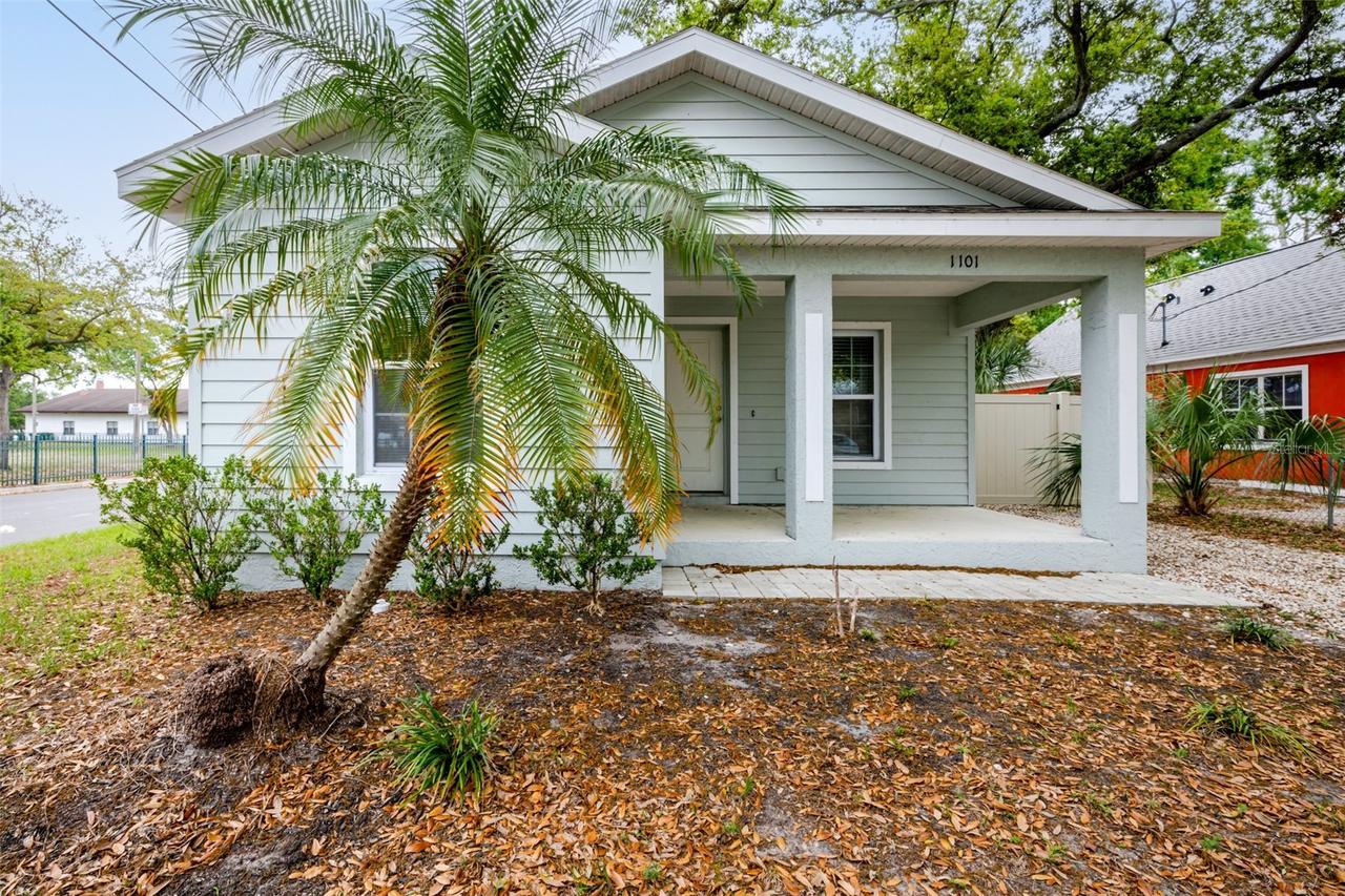 1101 2nd St., Bradenton, FL 34205